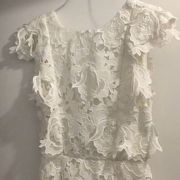 NEW WHITE SHORT WEDDING DRESS 3-D FLOWERS SZ S - Picture 2 of 12